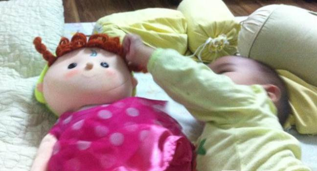 Con gap khung hoang khi cha me cho ngu rieng