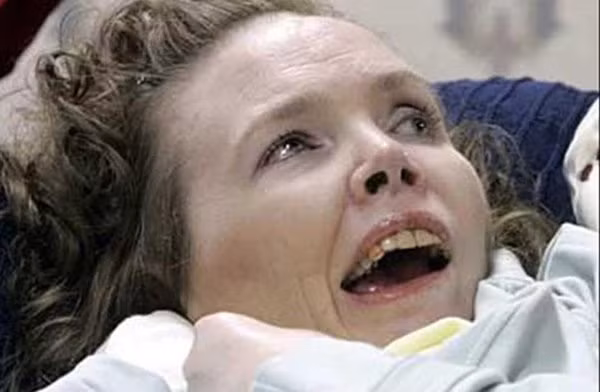 Tiết lộ bất ngờ của cô gái tỉnh dậy sau 20 năm hôn mê sâu