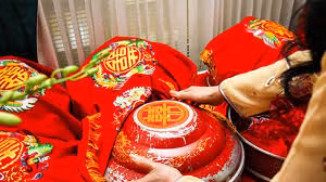 Nhà gái hủy cưới, giữ chặt cô dâu vì bố chồng tương lai yêu cầu vô lý