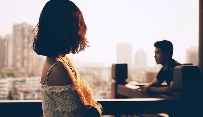 Vì sao các cặp đôi càng yêu lâu càng dễ chia tay?