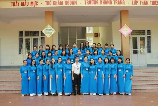 Hội đồng sư phạm nhà trường năm học 2018-2019