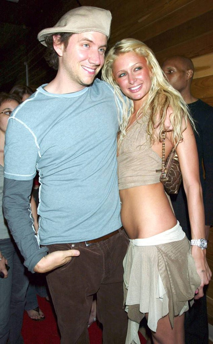 Paris Hilton: Tiểu thư tài phiệt 3 lần hủy hôn và hơn 20 cuộc tình dang dở ảnh 9 Paris Hilton: Tiểu thư tài phiệt 3 lần hủy hôn và hơn 20 cuộc tình dang dở ảnh 9