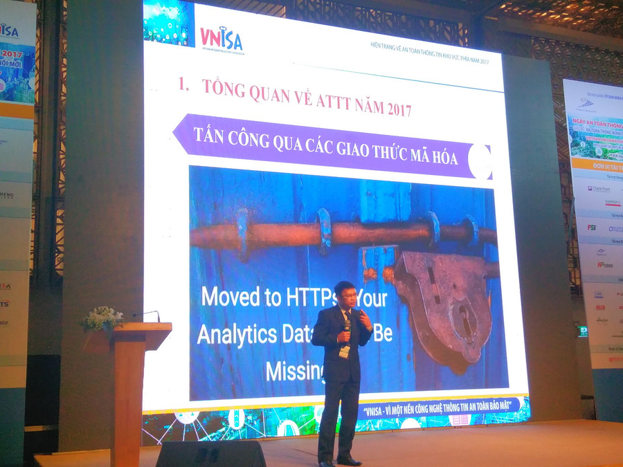 TS Võ Văn Khanh, Phó chủ tịch Chi hội VNISA phía Nam báo cáo tham luận tại sự kiện. TS Võ Văn Khanh, Phó chủ tịch Chi hội VNISA phía Nam báo cáo tham luận tại sự kiện.