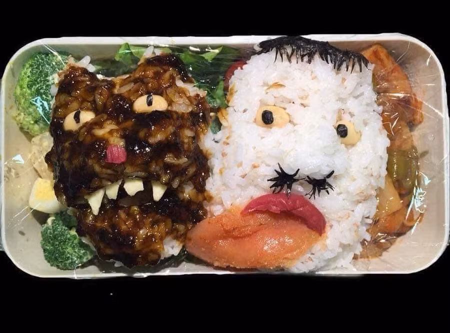 Hiện nay, văn hóa “cơm hộp mang theo” rất được ưa chuộng, phổ biến nhất là các chị em công sở thường có thói quen tự làm cơm trưa mang theo để ăn trưa tại công ty.