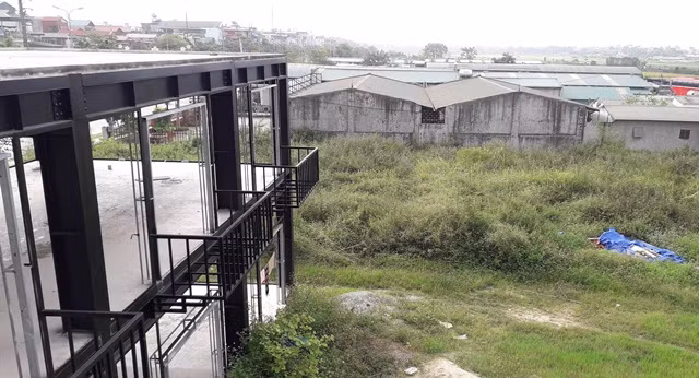 Nhiều công trình xây dựng không phép, vi phạm tĩnh không sân bay Điện Biên Phủ