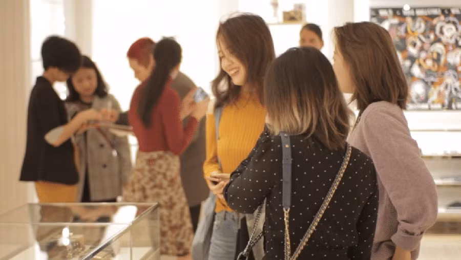 Hé lộ những chuyến mua sắm đặc biệt của du học sinh Trung Quốc tại Mỹ