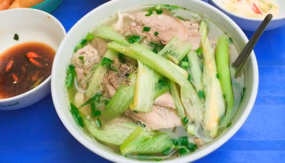 Cách làm bún dọc mùng ngon nhất, chuẩn vị ngay tại nhà ảnh 1 cach-lam-bun-doc-mung-02