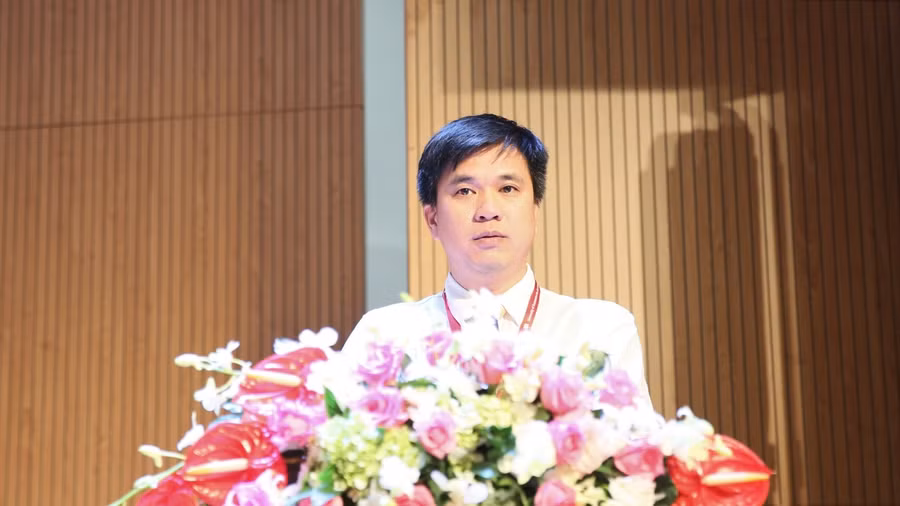 TS Bùi Quang Hùng - Phó hiệu trưởng Trường ĐH Kinh tế TP.HCM (UEH)