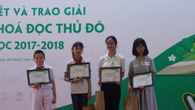 Lan tỏa tình yêu sách