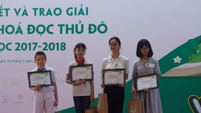Lan tỏa tình yêu sách