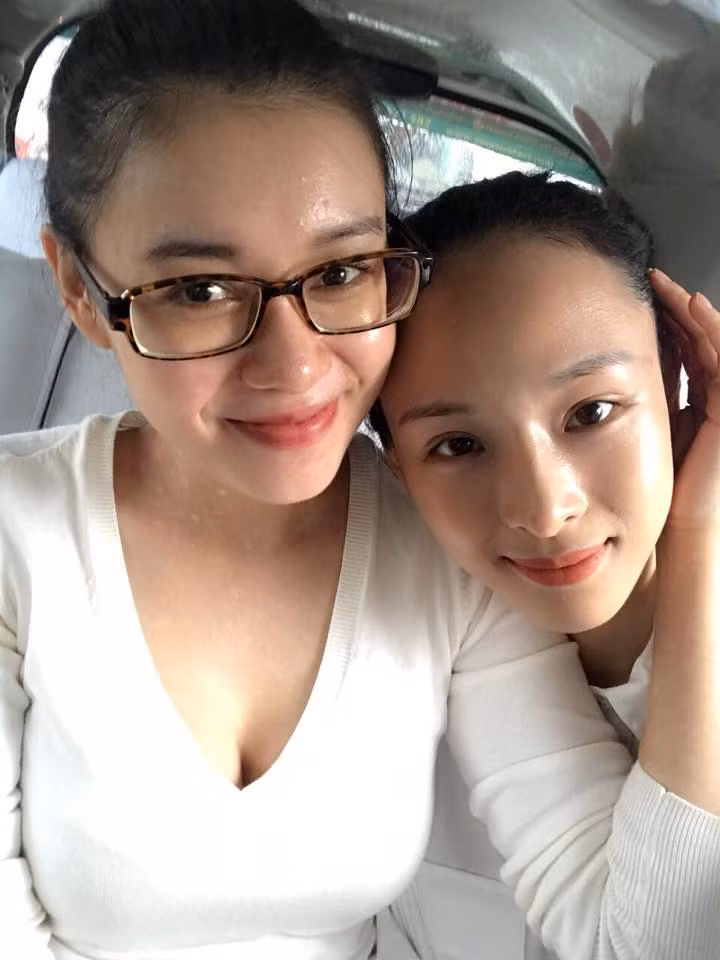 cuoc song cua hoa hau phuong nga sau hon 1 nam tai ngoai ra sao? hinh anh 1