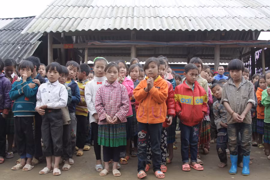 Kỷ niệm đặc biệt của giáo viên cắm bản