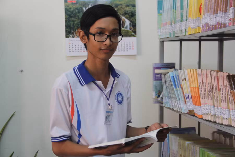 Nghị lực của nam sinh viên mắc bệnh hiểm nghèo