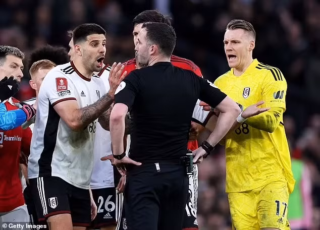 Bất ngờ số tiền nộp phạt của các câu lạc bộ Anh mùa giải 2022/2023