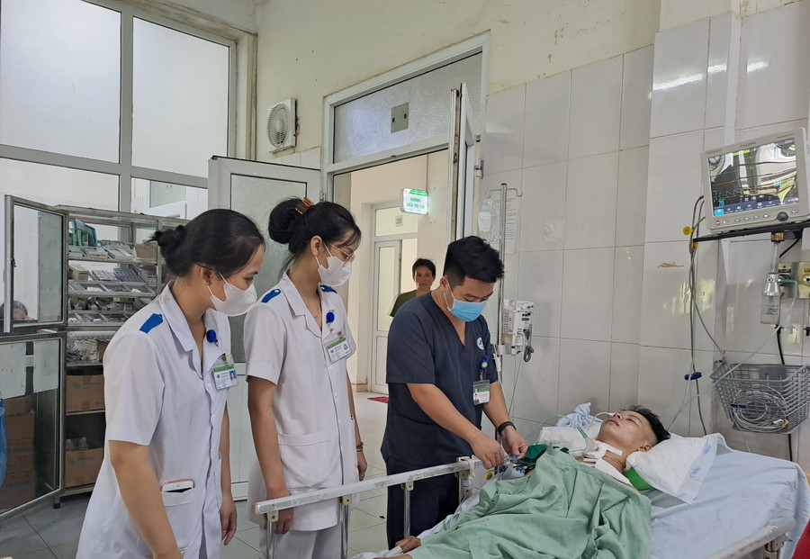 Sinh viên được thực tập nâng cao kỹ năng nghề tại Bệnh viện Đa khoa tỉnh Lào Cai.