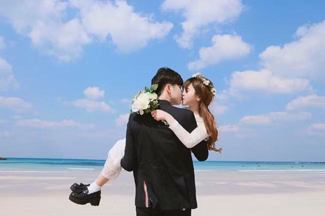 Confession của cô nàng có tài thám tử siêu đỉnh, một mình điều tra Tuesday của bạn trai ngoắt ngoéo, lôi cuốn không kém gì phim hành động-3