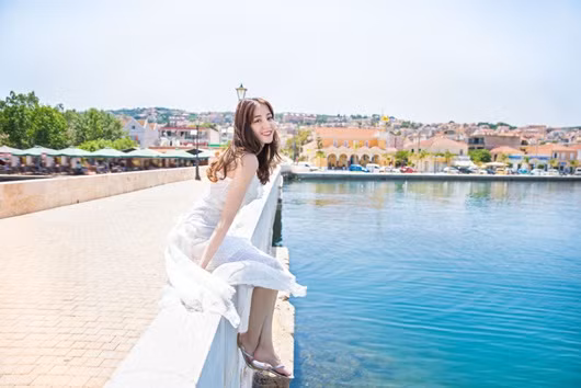 Địch Lệ Nhiệt Ba leo thẳng lên top tìm kiếm xứ Trung vì quá xinh đẹp khi diện váy cưới - Ảnh 4