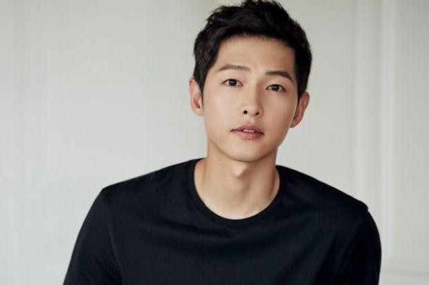 Không phải Song Joong Ki, Song Hye Kyo mới là người được khen ngợi sau ly hôn ảnh 5 khong phai song joong ki, song hye kyo moi duoc ca ngoi dep nhat, nhan cach nhat hau ly hon - 7