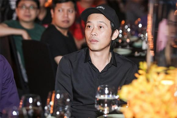 sao-viet-bi-tram-cam-tung-nghi-den-cai-chet-vi-nhung-li-do-nay-8-ngoisao.vn-w660-h440 6 Danh hài Hoài Linh, NSƯT Thành Lộc, hoa khôi Nam Em, ca sĩ Bảo Thy, danh hài Thuý Nga, ca sĩ Đan Trường, sao Việt