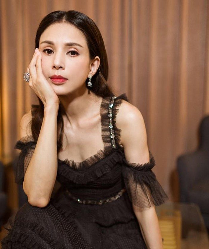 Lý Nhược Đồng giấu kín thân phận, đi xem mắt... 3 lần ảnh 1