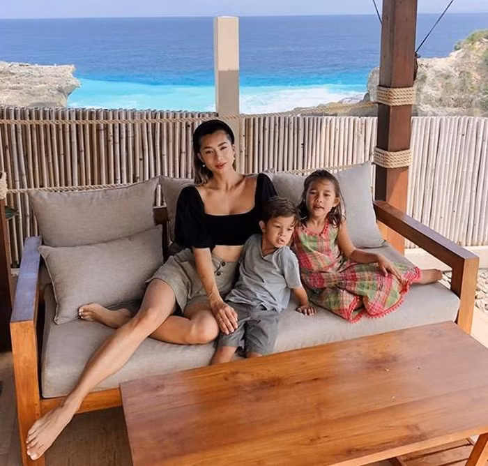 Nhan sắc hai nàng WAGs nổi tiếng của Indonesia ảnh 12