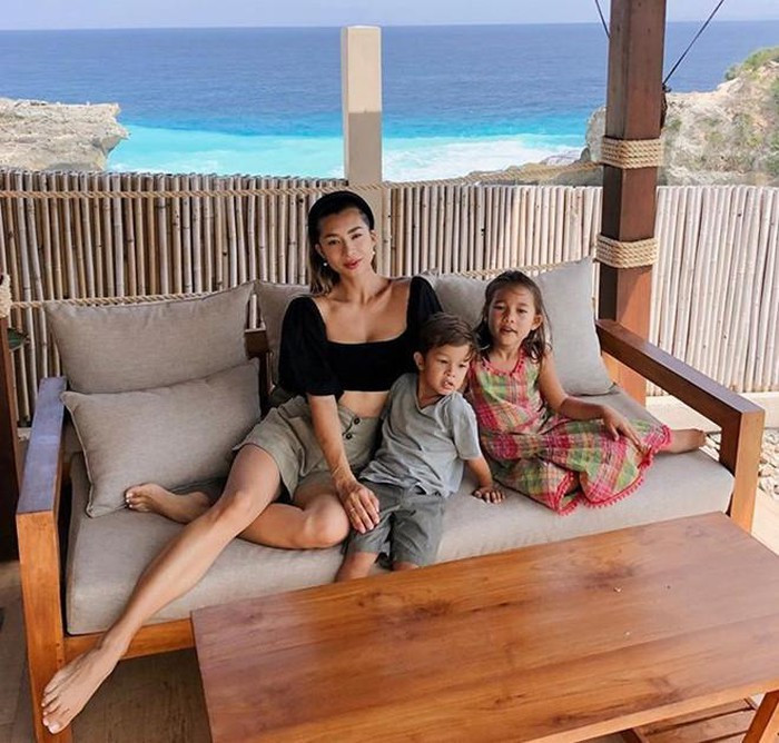 Nhan sắc hai nàng WAGs nổi tiếng của Indonesia ảnh 12 Nhan sắc hai nàng WAGs nổi tiếng của Indonesia ảnh 12