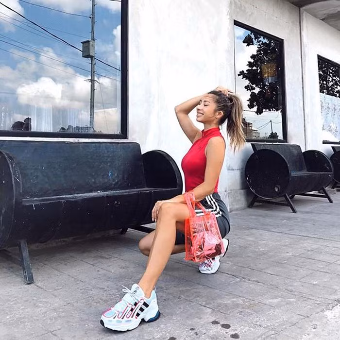 Nhan sắc hai nàng WAGs nổi tiếng của Indonesia ảnh 11