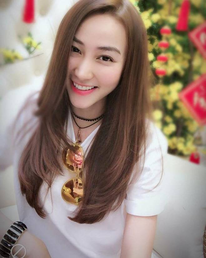 Rời xa hào quang showbiz, nhan sắc của Phạm Hương, Hương Tràm... thay đổi ra sao? ảnh 10 Rời xa hào quang showbiz, nhan sắc của những mỹ nhân Vbiz lên hương” hay xuống cấp?-14