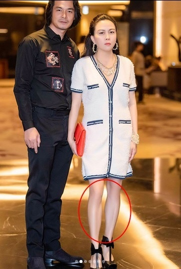 Phượng Chanel bị soi photoshop quá đà vì chi tiết lạ này ảnh 1 Phượng Chanel bị soi photoshop quá đà vì chi tiết lạ này ảnh 1