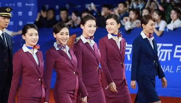 chua ly hon, huynh hieu minh da "ra tay" voi angelababy, tao co hoi cho nguoi phu nu khac? - 4