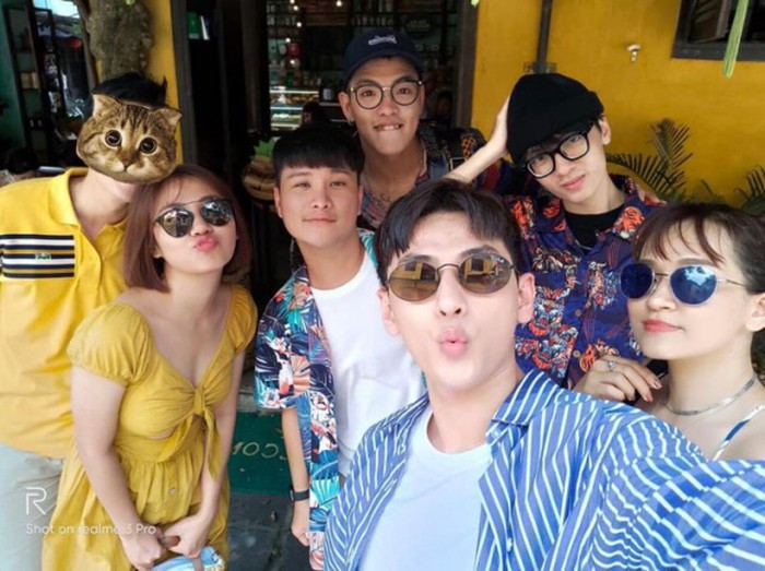 Vị hôn phu trong giấy đăng ký kết hôn với Văn Mai Hương là ai? ảnh 1 ảnh 2