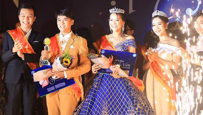 Dàn nữ sinh ĐH Văn Hiến toàn hot girl và thí sinh cuộc thi hoa hậu ảnh 8