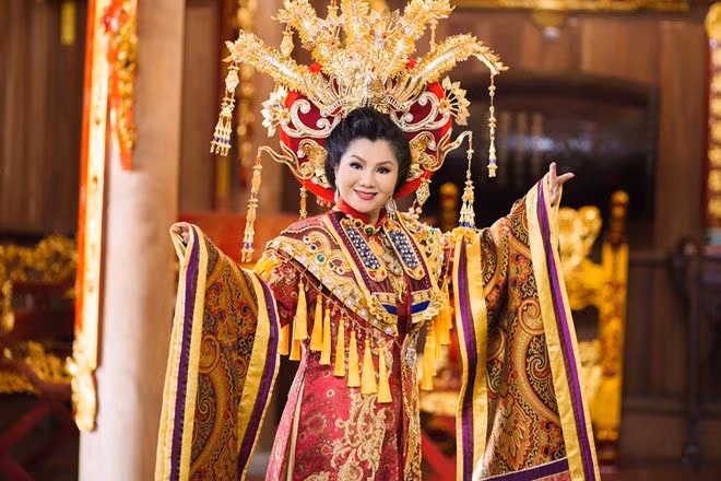 Danh tính cô đào cải lương từng đề nghị ca sĩ chuyển giới Lâm Khánh Chi kết hôn - Ảnh 6.