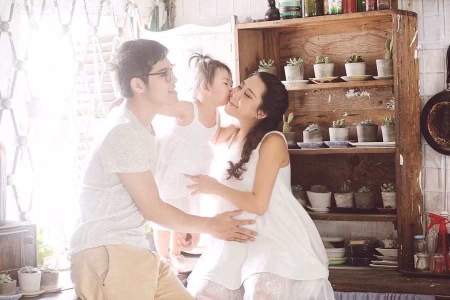 Những hình ảnh tưởng chừng hạnh phúc của vợ chồng nhà văn Gào trước khi ly hôn ảnh 13