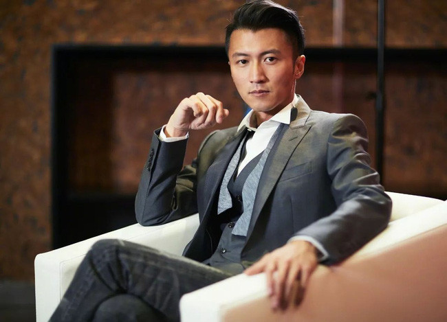 Con trai cả của Tạ Đình Phong công khai nói bố không xứng với Trương Bá Chi - Ảnh 2. Con trai cả của Tạ Đình Phong công khai nói bố không xứng với Trương Bá Chi - Ảnh 2.