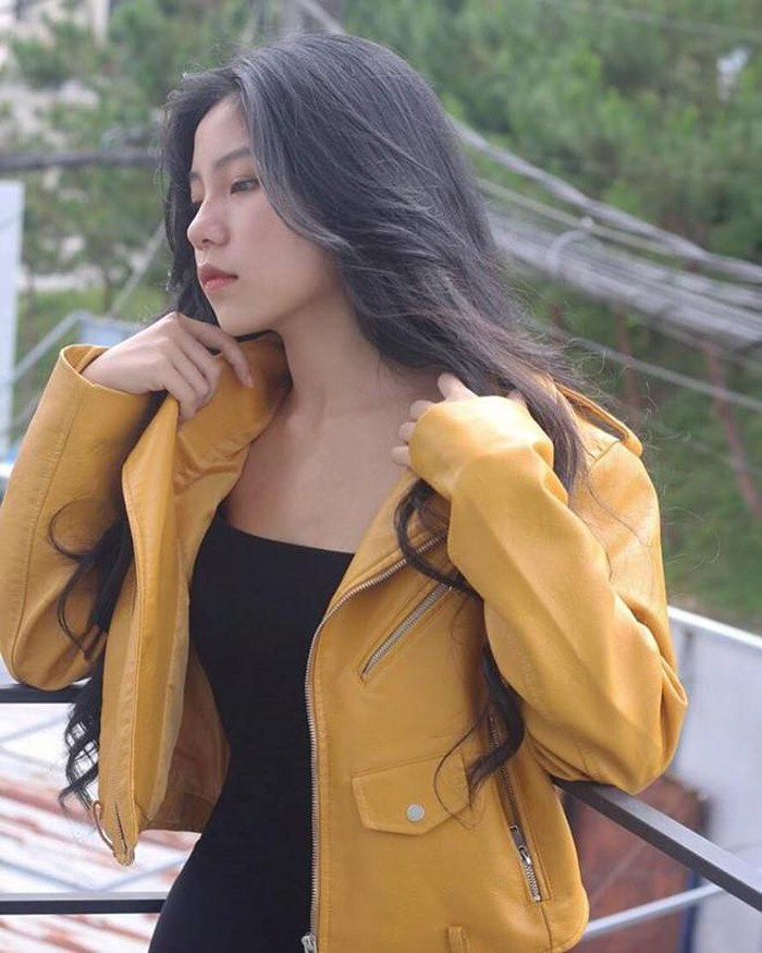 Dàn nữ sinh 2K nổi tiếng nhờ góc nghiêng thần thái ảnh 9