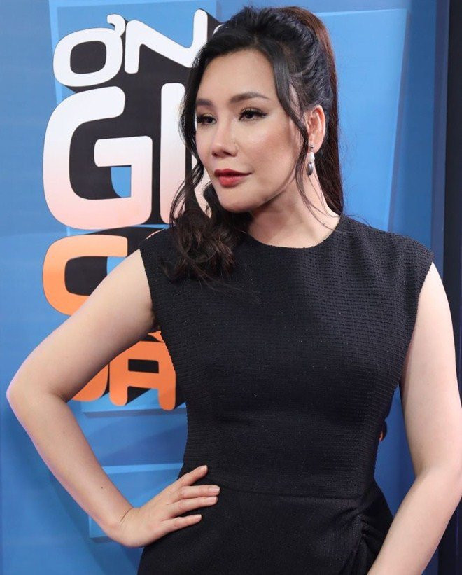 Vắng bóng quá lâu, Hồ Quỳnh Hương bất ngờ xuất hiện với tạo hình khác lạ ảnh 1 bien mat qua lau khoi song truyen hinh, ho quynh huong "run ray" tro lai va hanh dong de thuong - 3