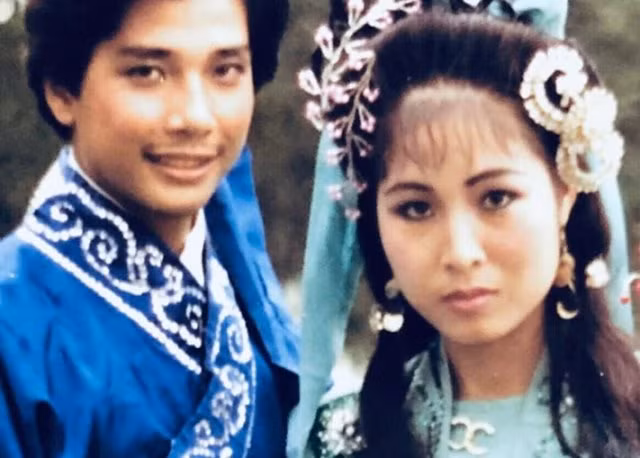 Hình ảnh hiếm hoi của vợ chồng NSND Hồng Vân thời trẻ.