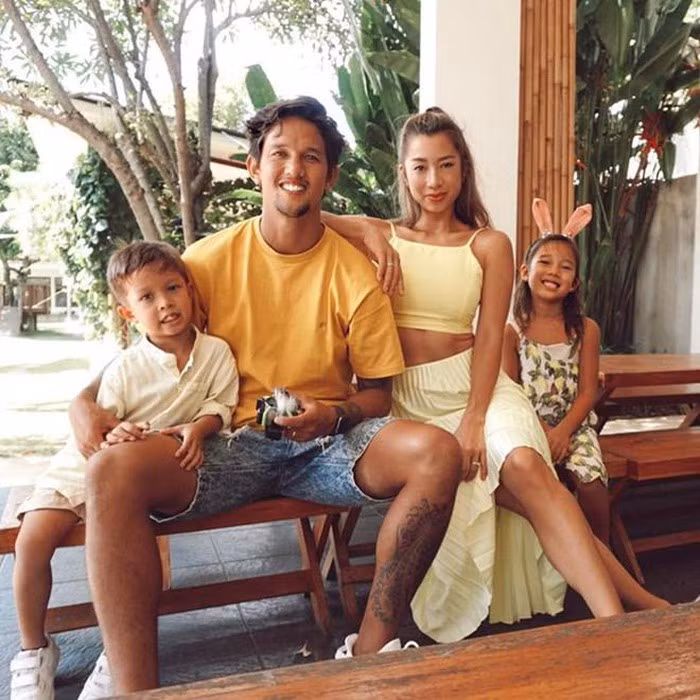 Nhan sắc hai nàng WAGs nổi tiếng của Indonesia ảnh 6