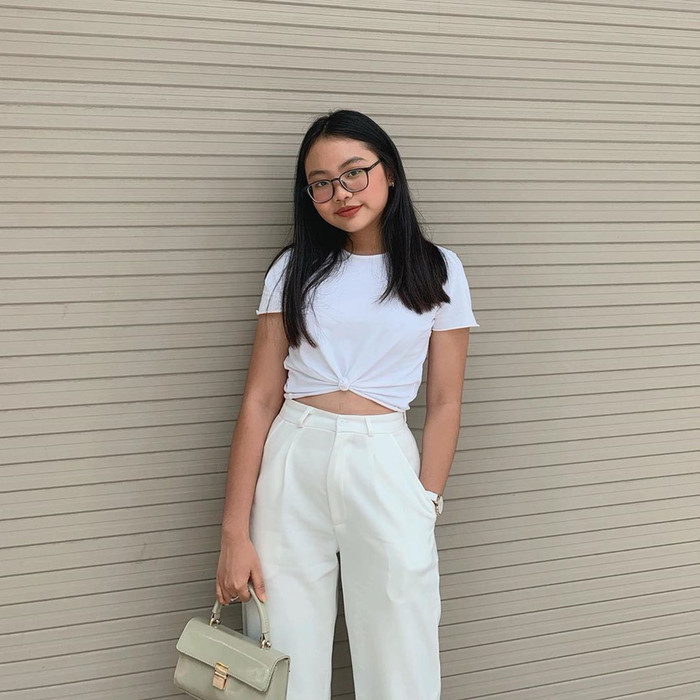 Phương Mỹ Chi trẻ trung, sành điệu tuổi 16 nhận mưa lời khen ảnh 5 Phương Mỹ Chi nữ tính, sành điệu ở tuổi 16: Cô bé dân ca đã trưởng thành! ảnh 5