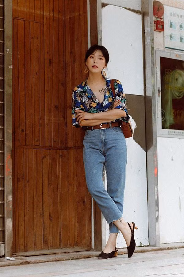 Mẹo mặc đẹp mọi lúc mọi nơi bất chấp thời tiết nắng mưa thất thường ảnh 16 Empty