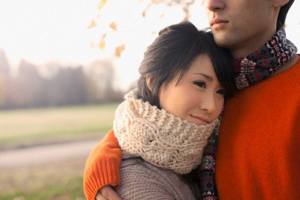 Về quê bạn gái chúc Tết, vừa bước chân vào cửa chàng trai choáng váng khi chứng kiến cảnh này