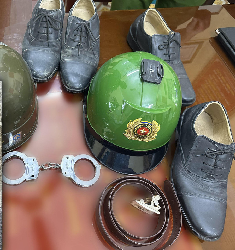 Tang vật công an thu giữ. (Ảnh: CATH)