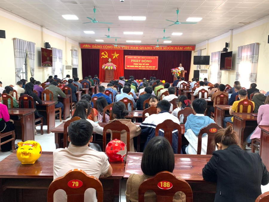 Điểm cầu chính của lễ phát động. Điểm cầu chính của lễ phát động.