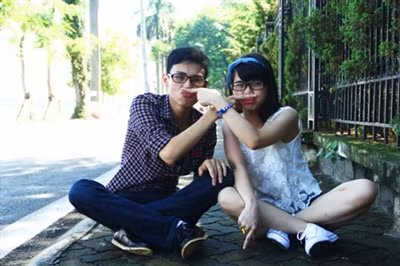 Tình yêu lung linh bắt đầu từ ngày “tận thế”