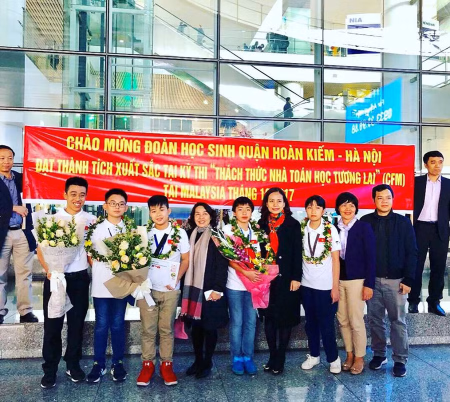 Các gương mặt của đội tuyển Việt Nam tham dự CFM 2017 đến từ các trường Tiểu học và THCS của Thủ đô 