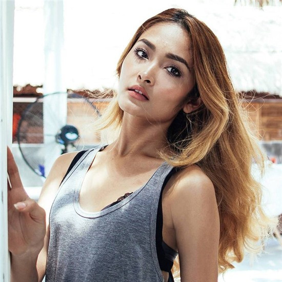 5 nàng Beauty blogger Việt xinh đẹp và cực hút fan trên mạng xã hội - Ảnh 24. 5 nàng Beauty blogger Việt xinh đẹp và cực hút fan trên mạng xã hội - Ảnh 24.