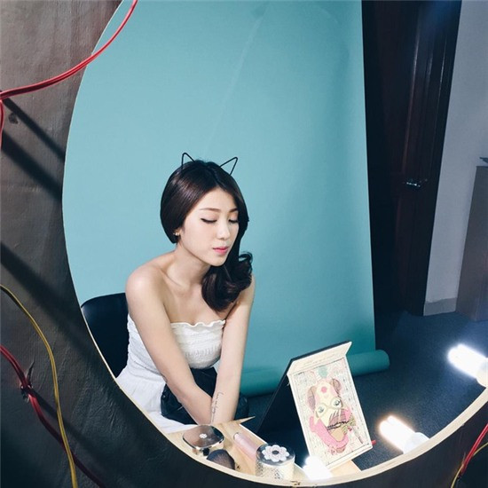 5 nàng Beauty blogger Việt xinh đẹp và cực hút fan trên mạng xã hội - Ảnh 34. 5 nàng Beauty blogger Việt xinh đẹp và cực hút fan trên mạng xã hội - Ảnh 34.