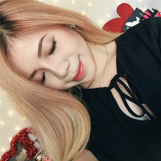 5 nàng Beauty blogger Việt xinh đẹp và cực hút fan trên mạng xã hội - Ảnh 5. 5 nàng Beauty blogger Việt xinh đẹp và cực hút fan trên mạng xã hội - Ảnh 5.