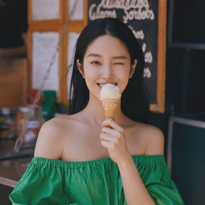 My nhan 9X khien cha nuoi ty phu cua Luu Diec Phi say dam la ai hinh anh 3 